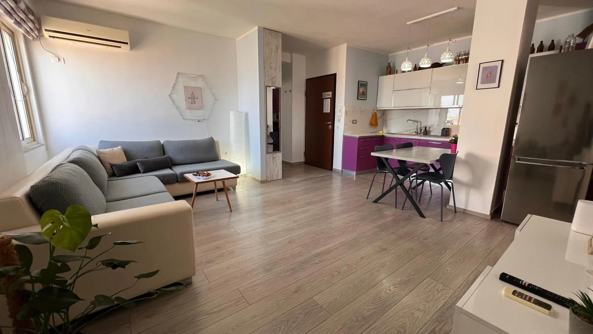 Lirin Apartment Durrës Albánie